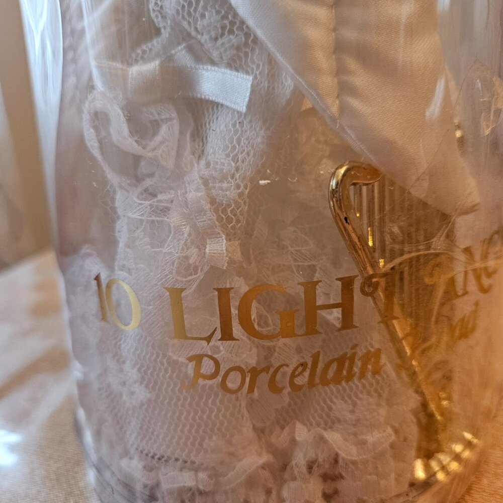 Vintage Light up Angel Tree Topper - Picture 6 of 10